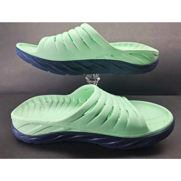 Hoka Men 12 Comfy footwear - Picture 2 of 8